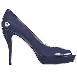 Gucci 'Lisbeth' Patent Leather Pumps Blue Size 10